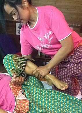 traditionelle Thaimassagen in Schrobenhausen, Thaimassagen, &Ouml;lmassagen, Hot-Stone-Massage mit Jenny Starringer